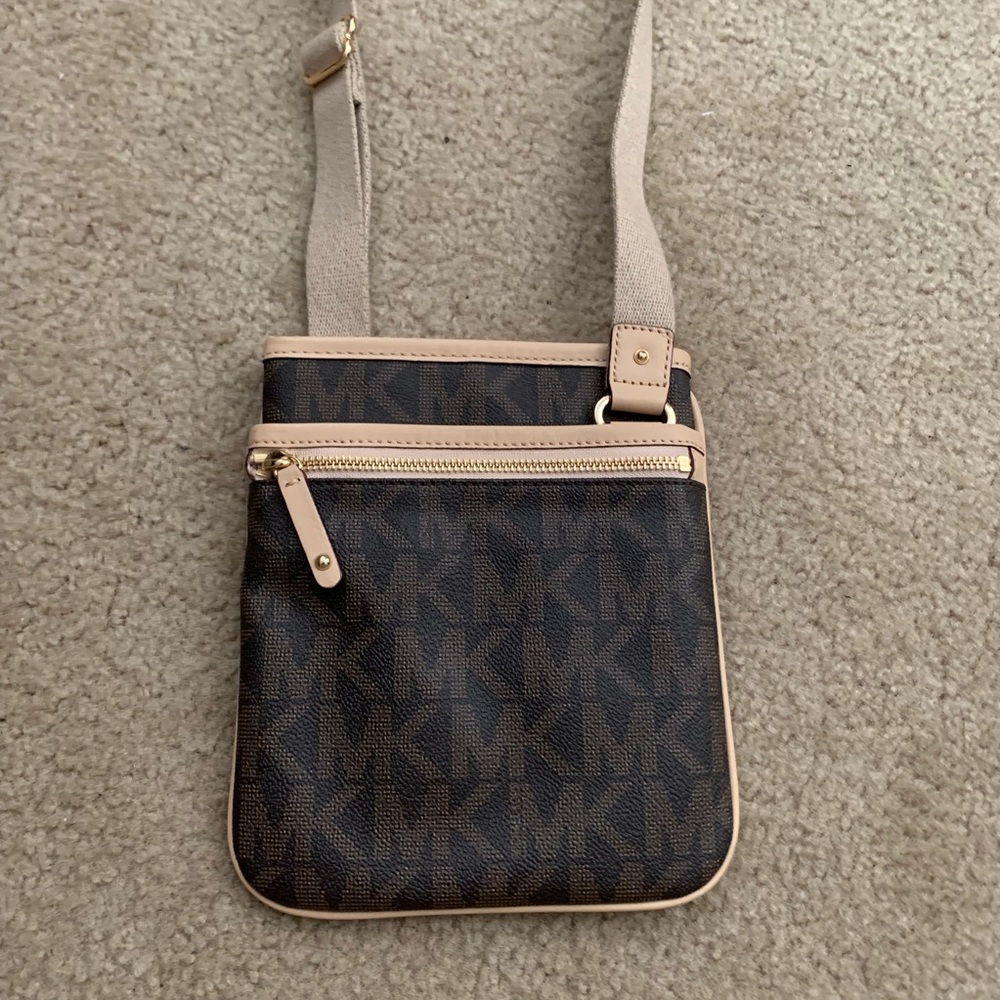 Michael Kors Crossbody